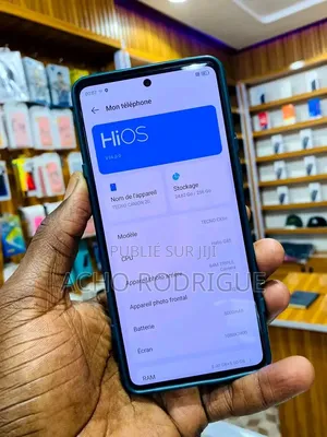 Nouveau Tecno Camon 20 256 GB Doré