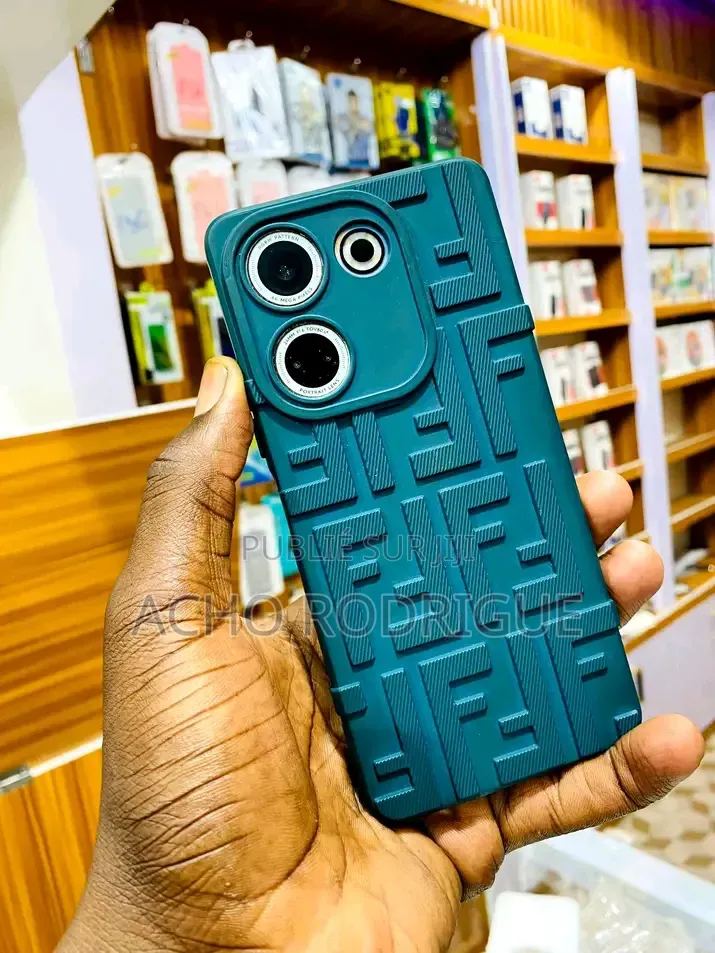 Nouveau Tecno Camon 20 256 GB Doré