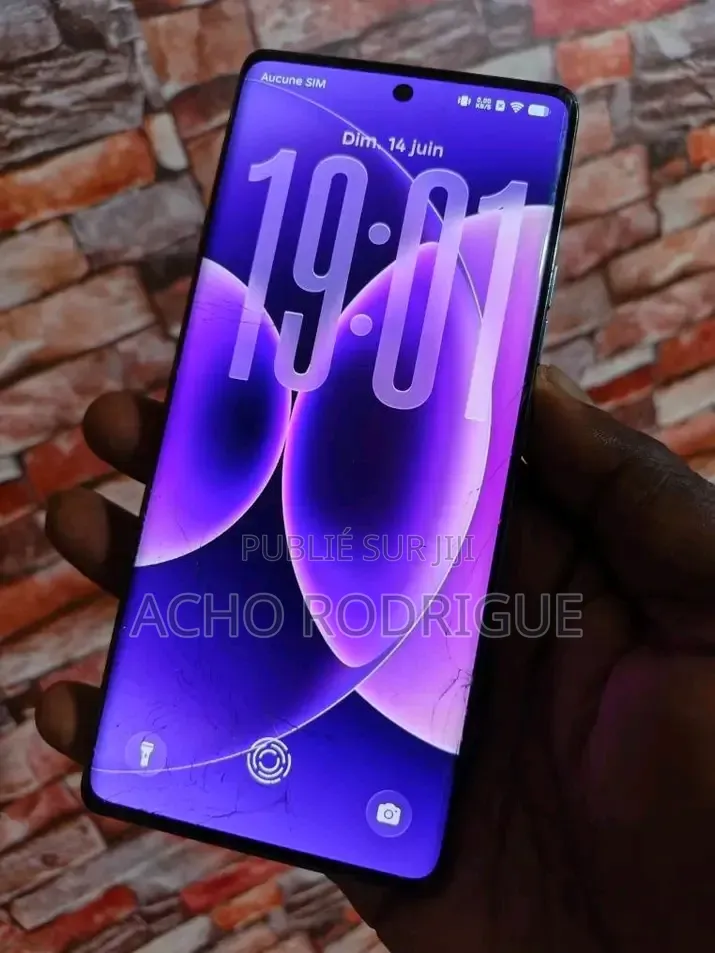 Nouveau Tecno Spark 40 Pro 256 GB Gris