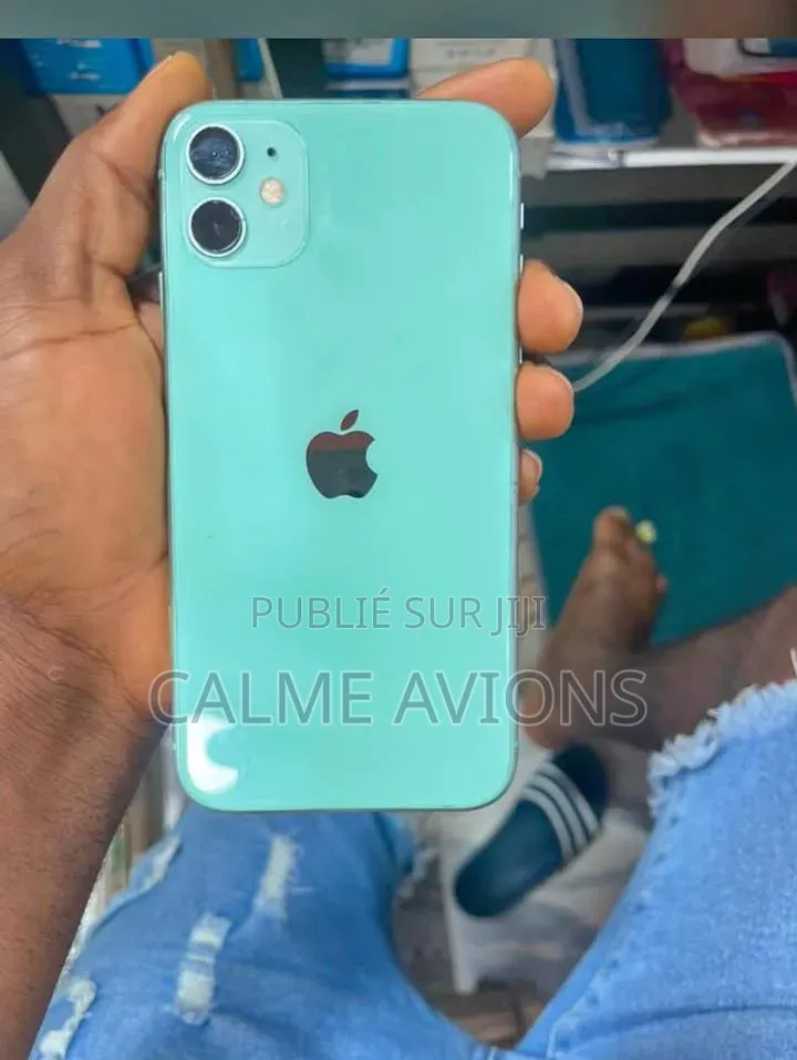 Nouveau Apple iPhone 11 64 GB Autre