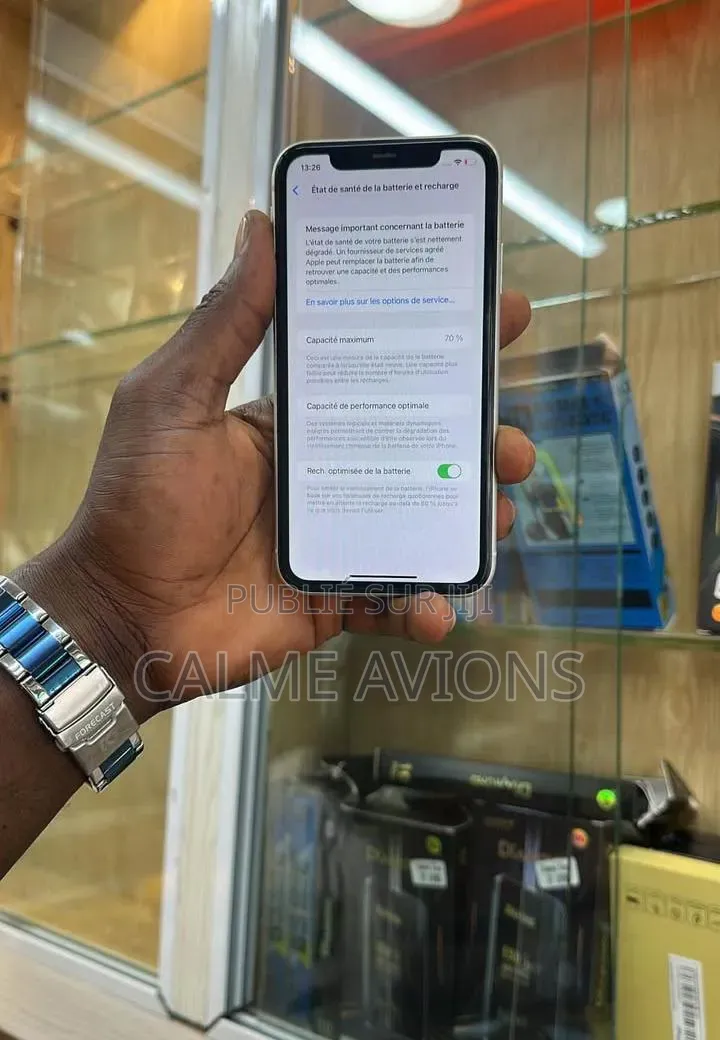 Nouveau Apple iPhone 11 64 GB Blanc
