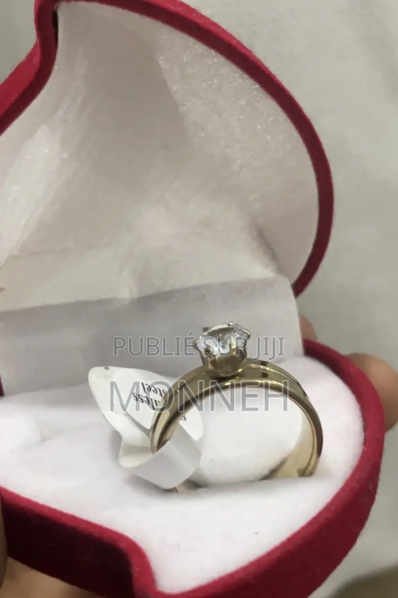 Bague Inoxydable Élégante
