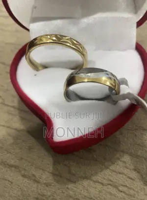 Bague Inoxydable Élégante