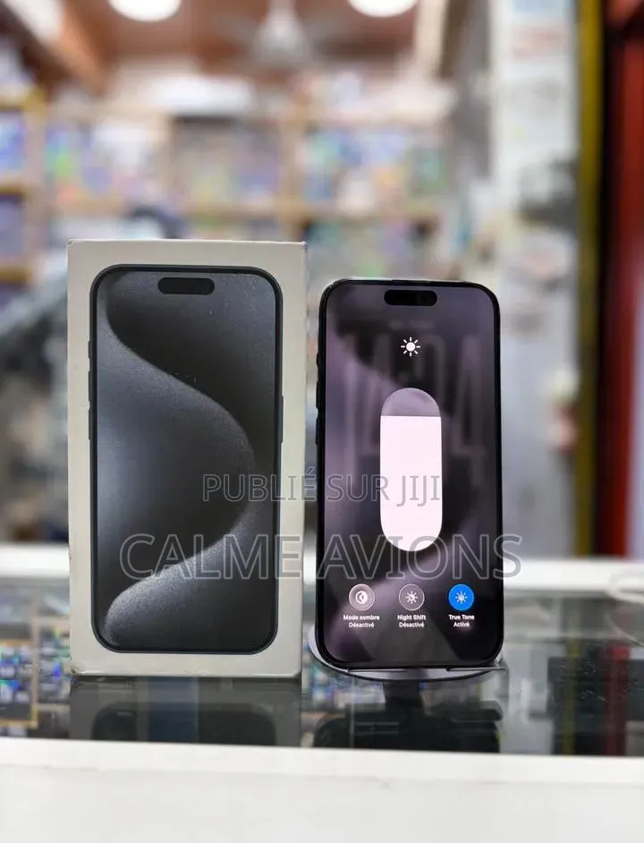 Nouveau Apple iPhone 15 Pro Max 256 GB Autre