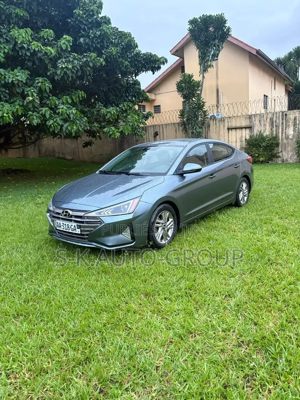 Hyundai Elantra 2019 Gris