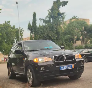 BMW X5 xDrive30i AWD (3.0L 6cyl 6A) 2010 Noir