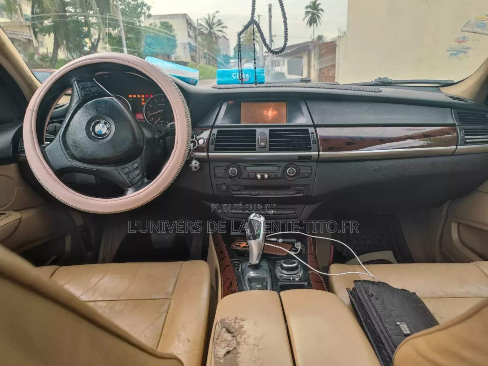 BMW X5 xDrive30i AWD (3.0L 6cyl 6A) 2010 Noir