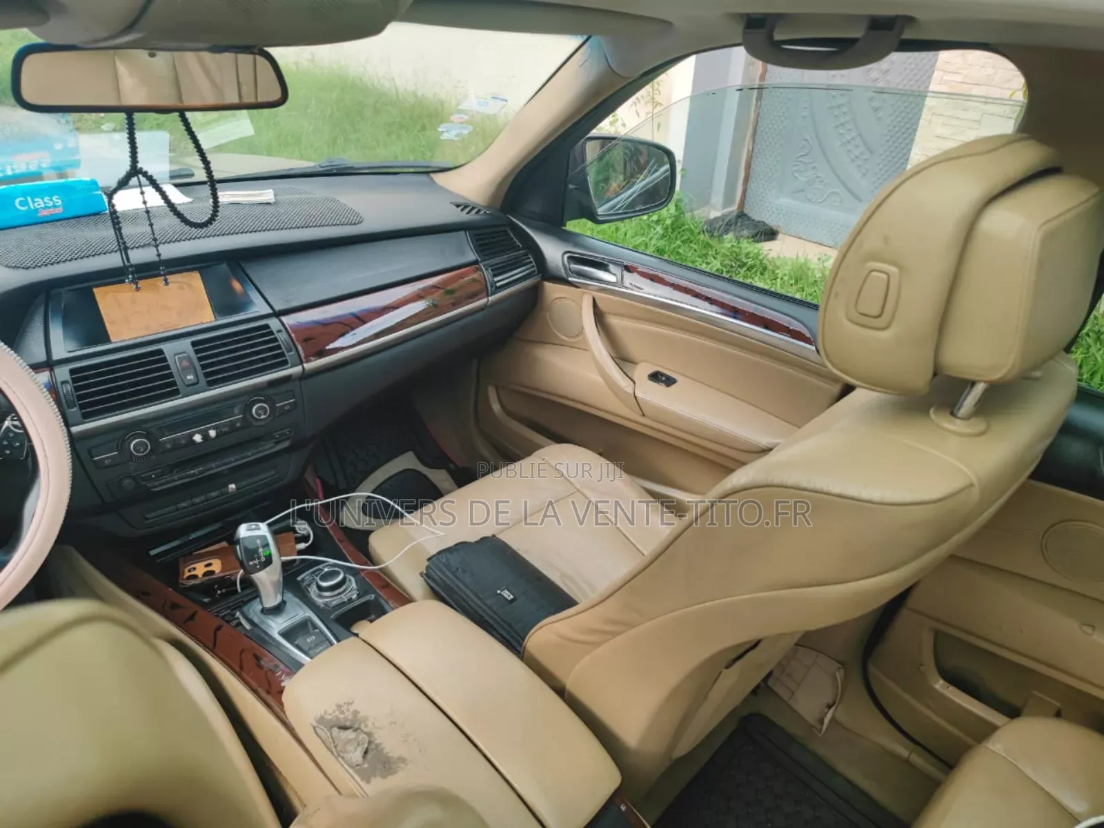BMW X5 xDrive30i AWD (3.0L 6cyl 6A) 2010 Noir