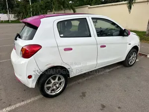 Mitsubishi Mirage 2014 Blanc