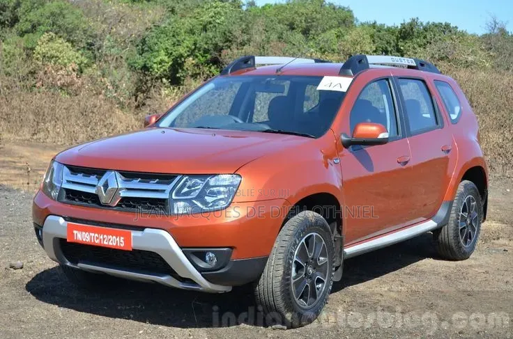 Nouveau Renault Duster 2025 Orange