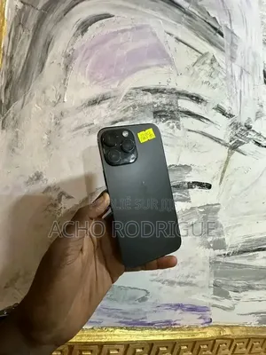 Nouveau Apple iPhone 14 Pro Max 128 GB Noir
