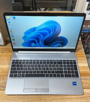 Ordinateur portable HP Stream Notebook 8GB Intel Core i7 SSD 512GB