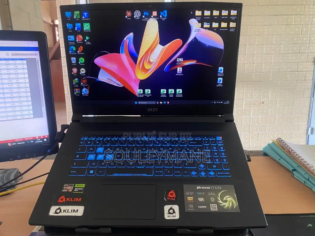 Ordinateur portable MSI CR42 2M 16GB AMD Ryzen 5 SSD 512GB