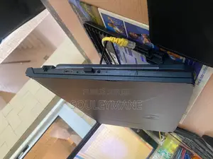 Ordinateur portable MSI CR42 2M 16GB AMD Ryzen 5 SSD 512GB