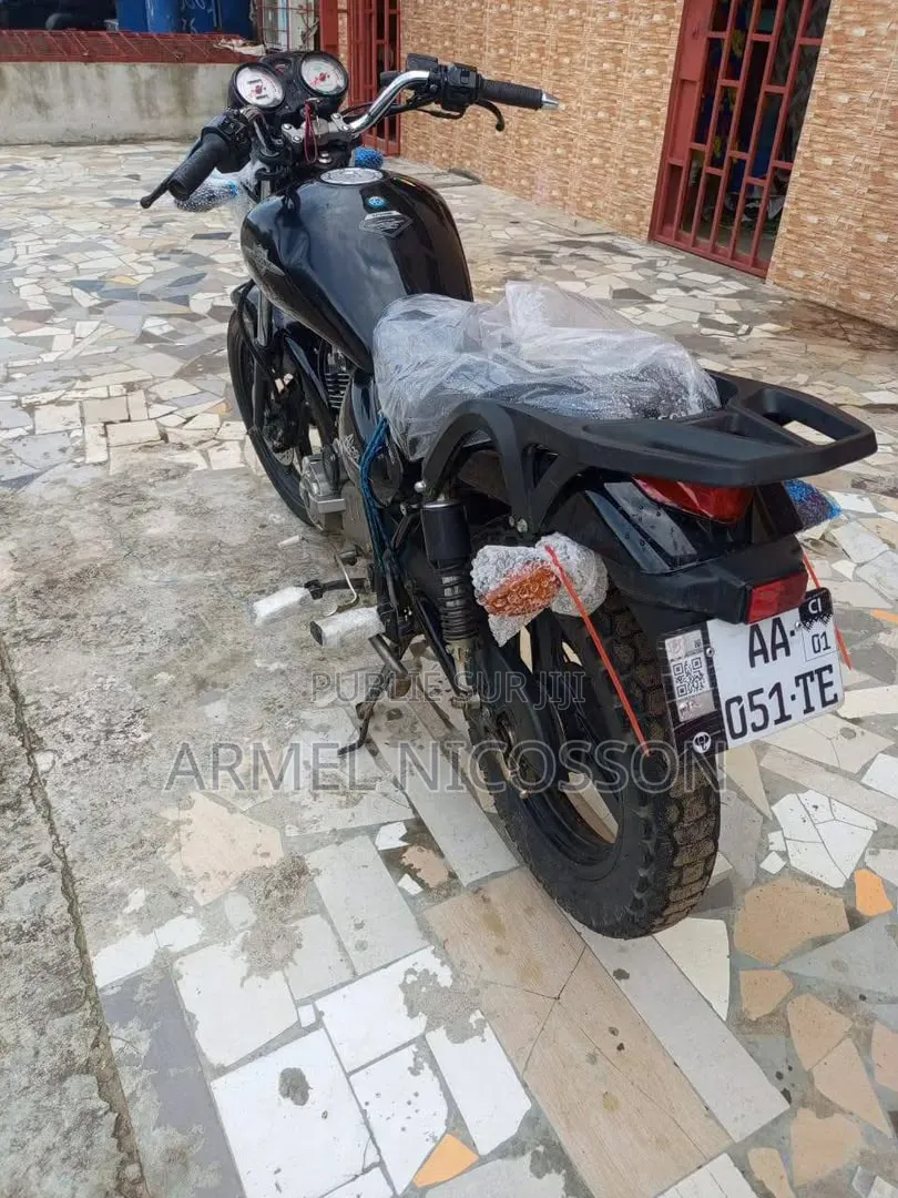 Nouveau Apsonic AP125-30 2020 Noir