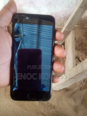 Apple iPhone 7 32 GB Noir