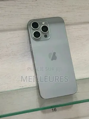 Nouveau Apple iPhone 15 Plus 128 GB Blanc