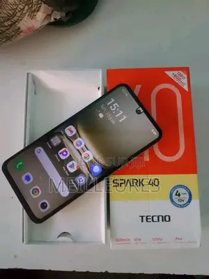 Nouveau Tecno Spark 40 256 GB Blanc