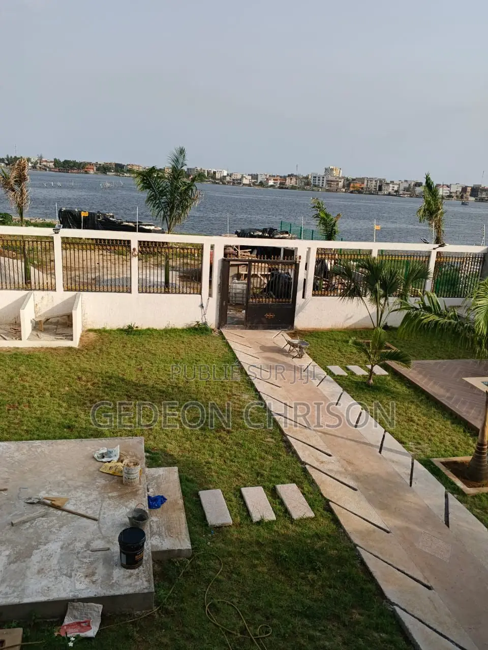 5chbre Villa dans Cocody à Vendre