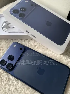Nouveau Apple iPhone 17 Pro Max 256 GB Bleu