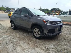 Chevrolet Trax 2020 Gris