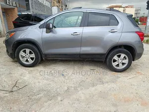Chevrolet Trax 2020 Gris