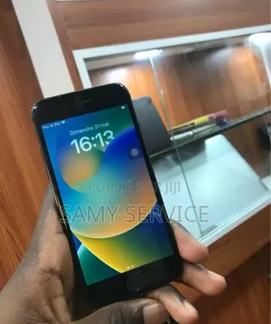 Nouveau Apple iPhone 8 128 GB Noir