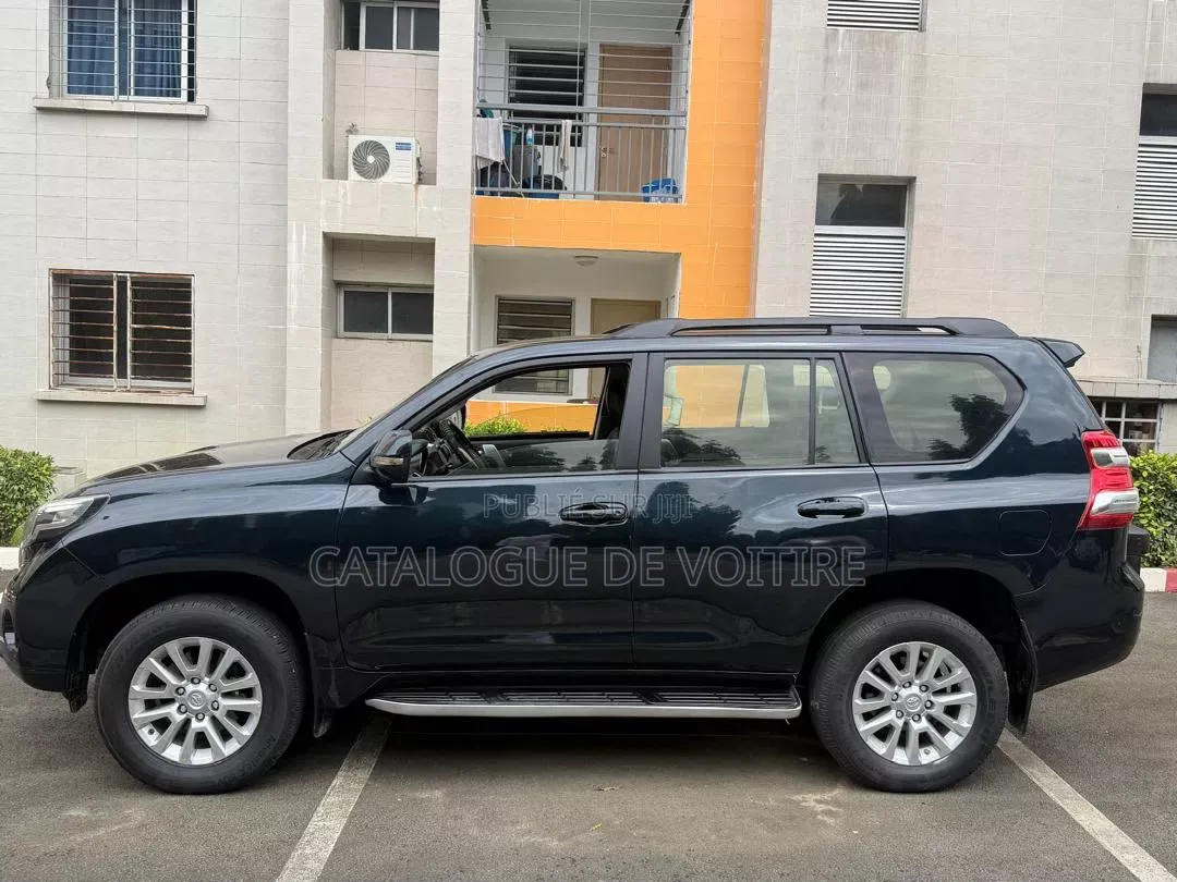 Toyota Land Cruiser Prado 2015 Noir