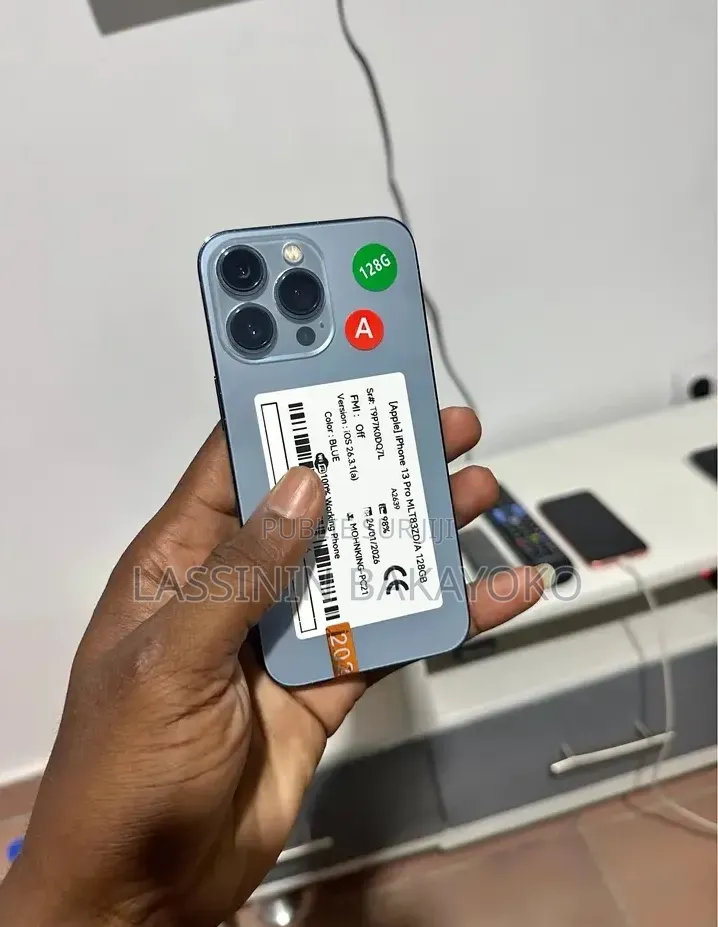 Nouveau Apple iPhone 13 Pro Max 128 GB Bleu