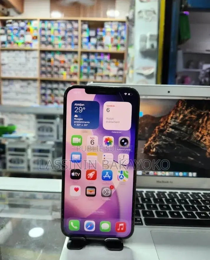 Nouveau Apple iPhone 12 Pro 128 GB Noir