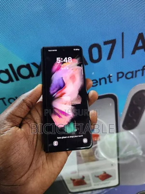 Nouveau Samsung Galaxy Z Flip 3 256 GB Gris