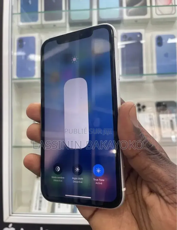 Nouveau Apple iPhone XR 128 GB Blanc