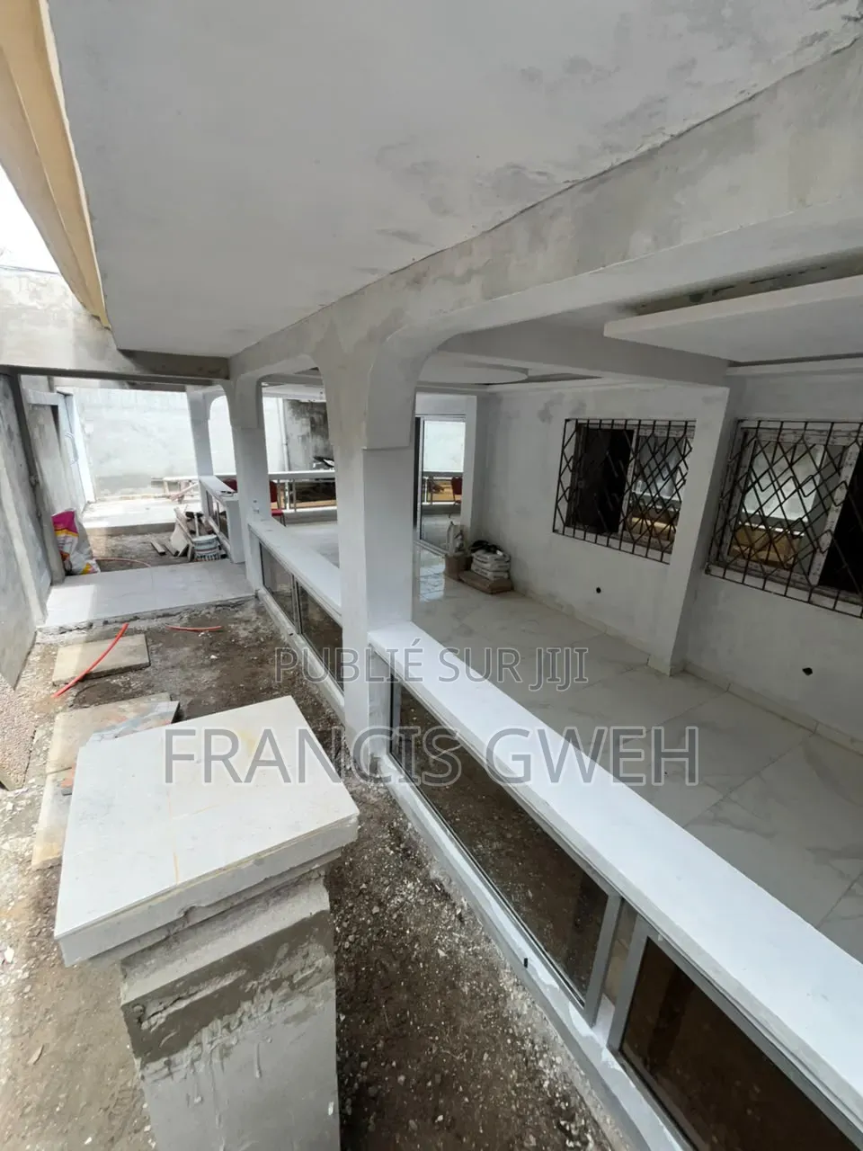 3chbre Duplex dans Francis Gweh, Cocody à Louer