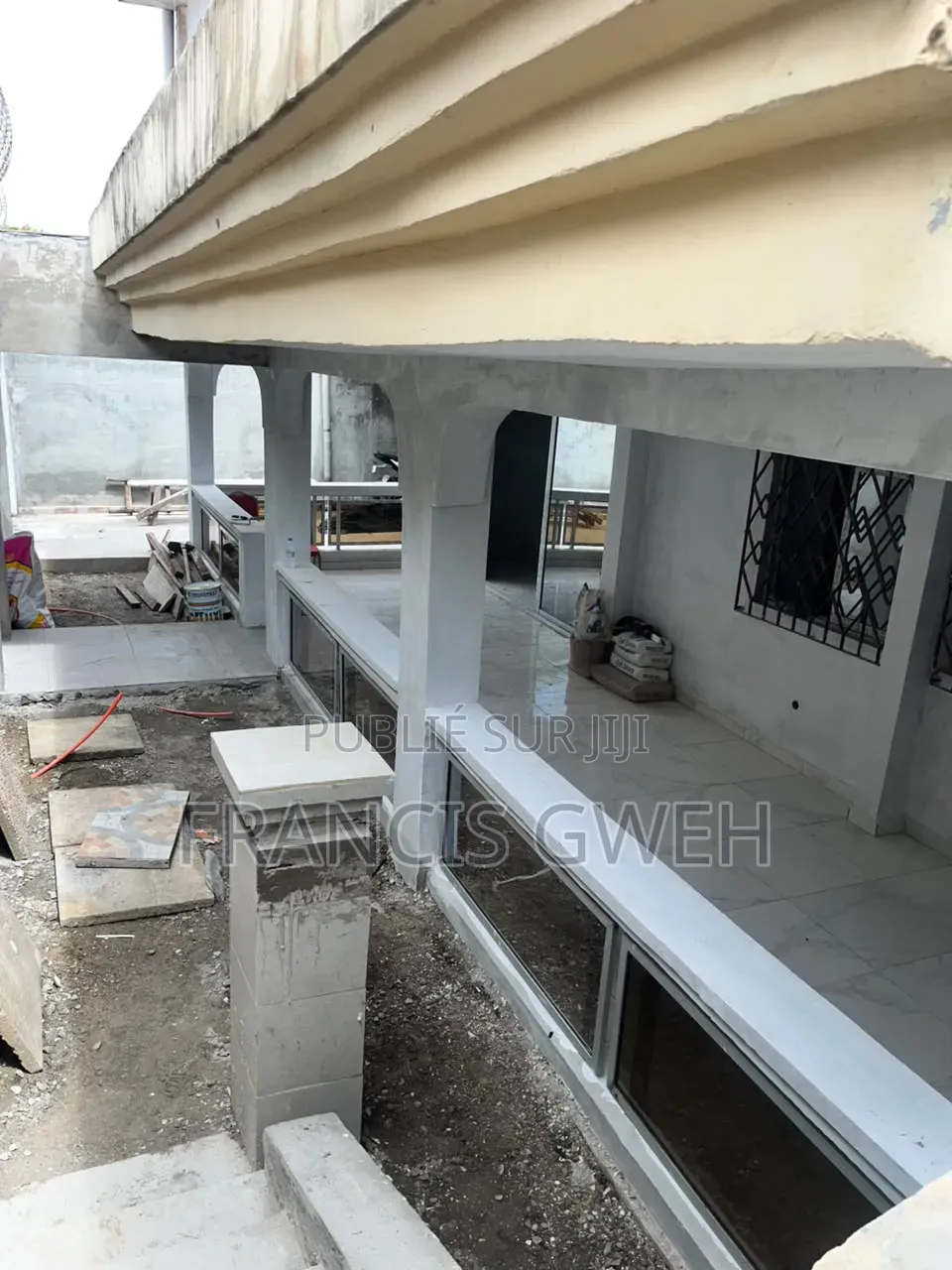 3chbre Duplex dans Francis Gweh, Cocody à Louer