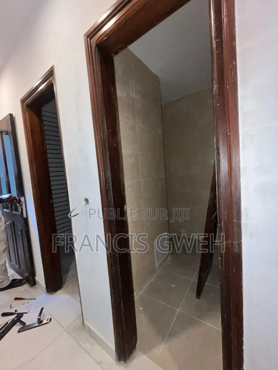 3chbre Duplex dans Francis Gweh, Cocody à Louer