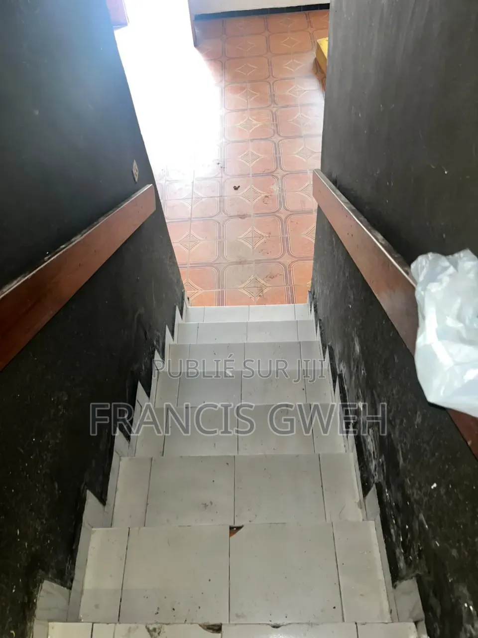 3chbre Duplex dans Francis Gweh, Cocody à Louer