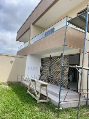 4chbre Duplex dans Francis Gweh, Cocody à Louer