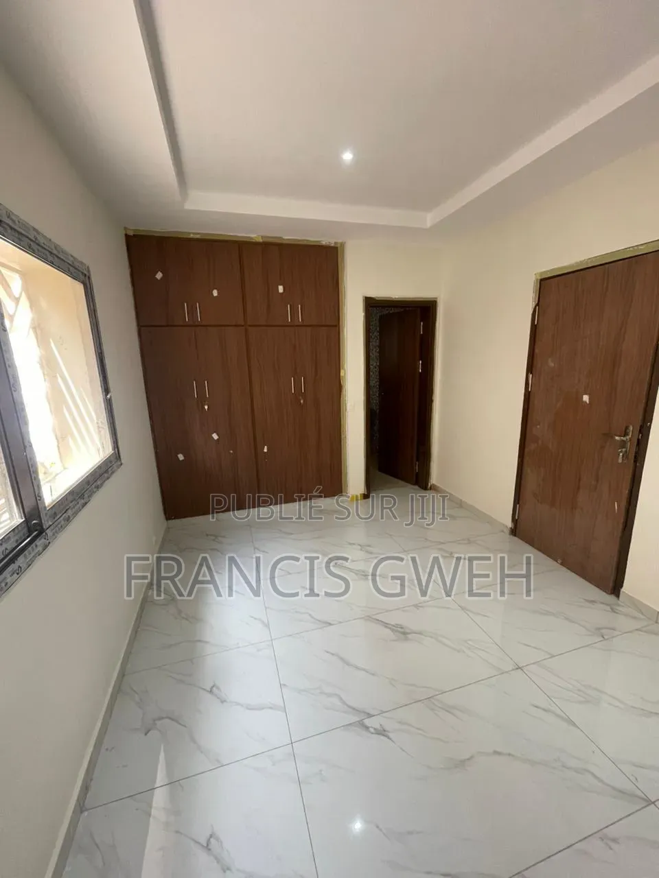 4chbre Duplex dans Francis Gweh, Cocody à Louer