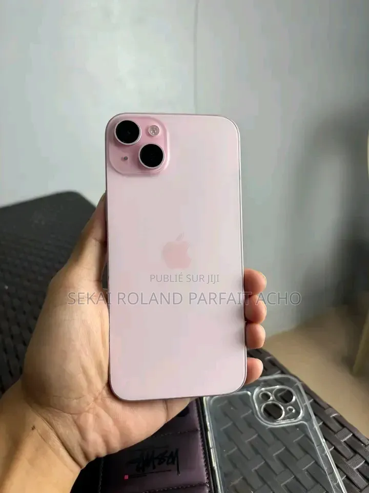 Nouveau Apple iPhone 15 Plus 128 GB Gris