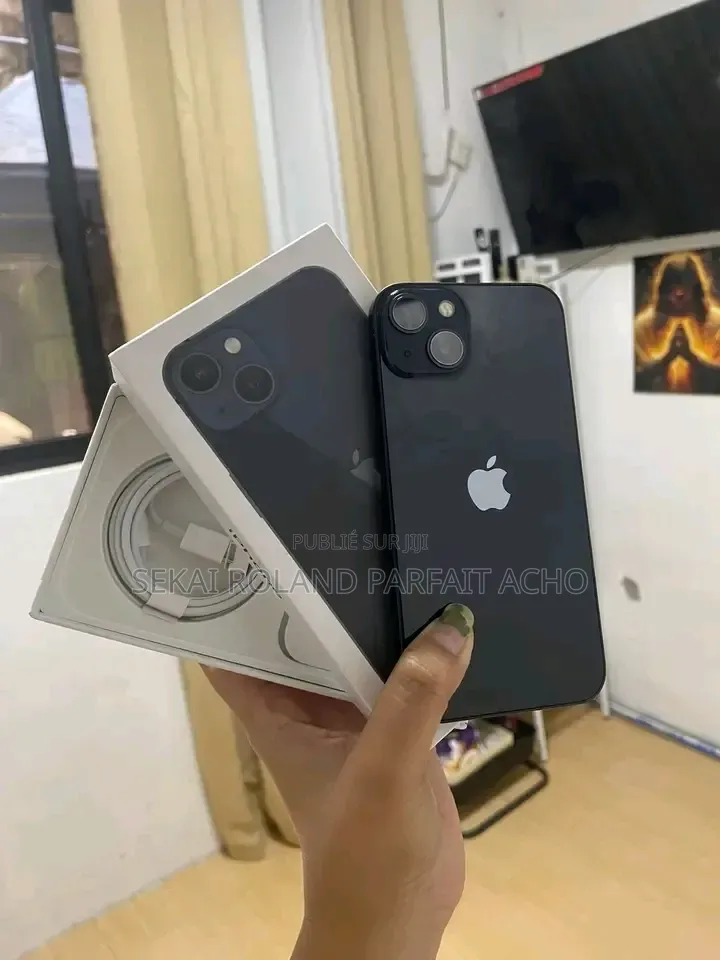 Nouveau Apple iPhone 13 128 GB Blanc