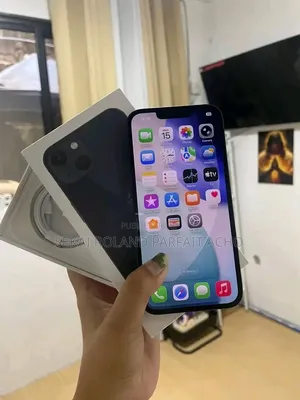 Nouveau Apple iPhone 13 128 GB Blanc