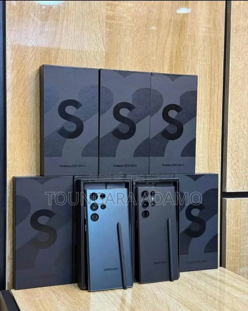 Nouveau Samsung Galaxy S22 Ultra 5G 512 GB Autre