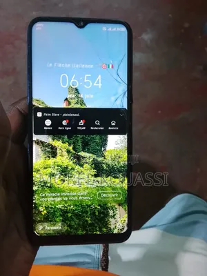 Tecno Spark 8P 64 GB Bleu