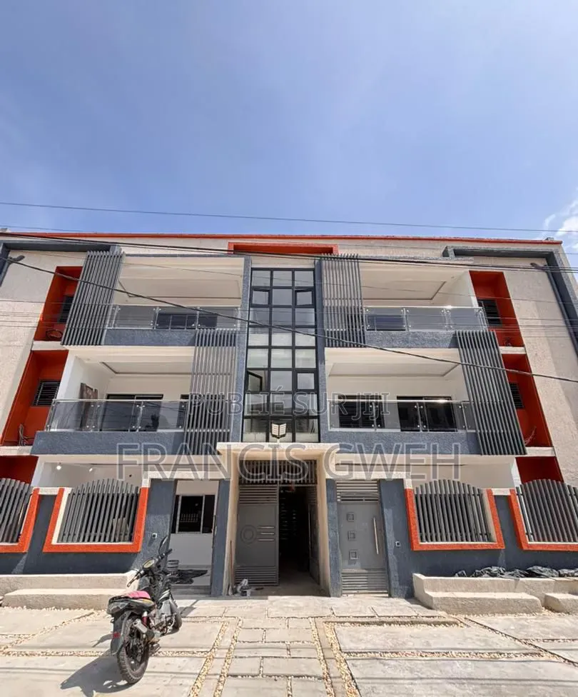 2chbre Appartement dans Francis Gweh, Cocody à Vendre