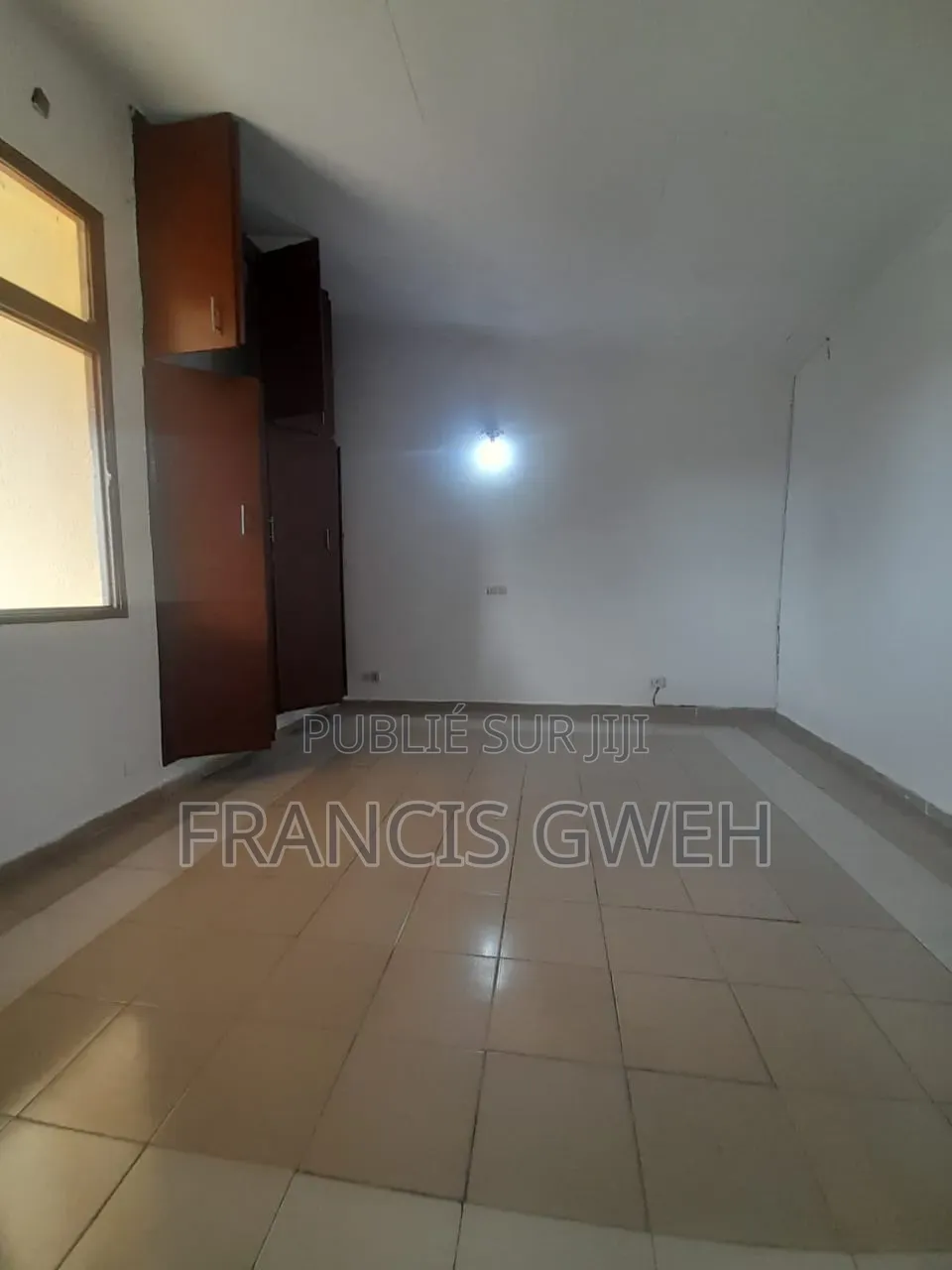4chbre Duplex dans Francis Gweh, Cocody à Louer
