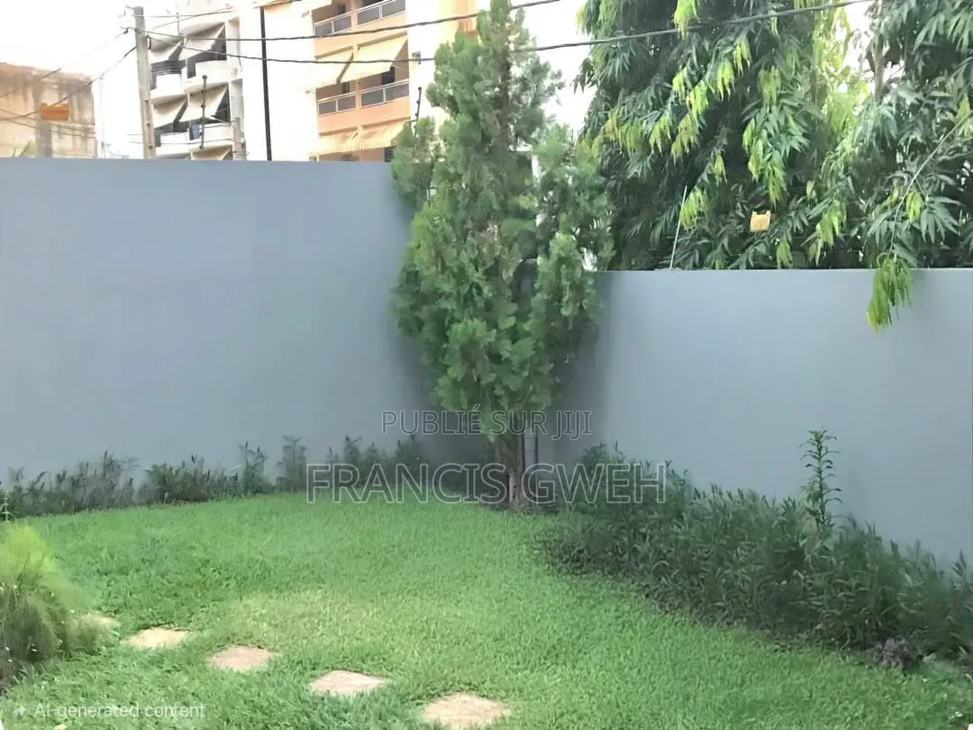4chbre Duplex dans Francis Gweh, Cocody à Louer