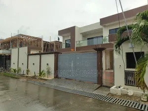 6chbre Duplex dans Francis Gweh, Cocody à Louer