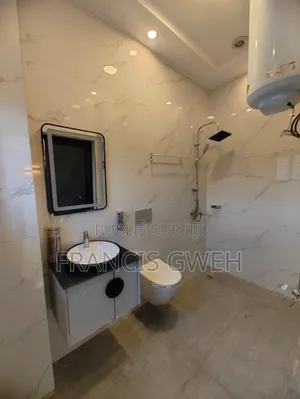 6chbre Duplex dans Francis Gweh, Cocody à Louer