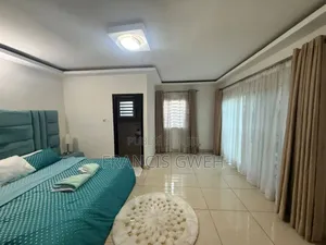 6chbre Duplex dans Francis Gweh, Cocody à Louer