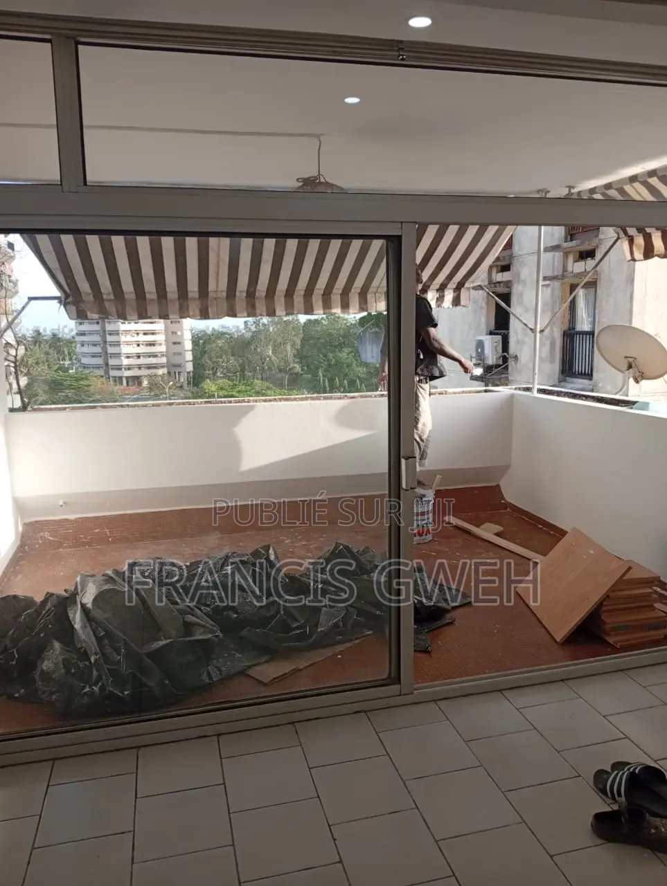 4chbre Appartement dans Francis Gweh, Cocody à Louer